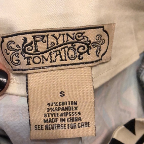 Pattern shorts - Picture 3 of 3